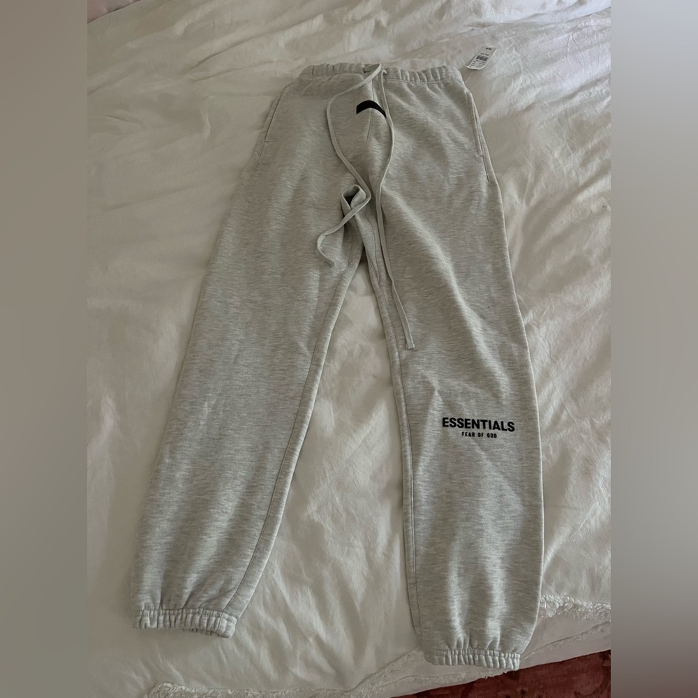 NWT Fear of God Essentials Light Oatmeal Sweats Size Small